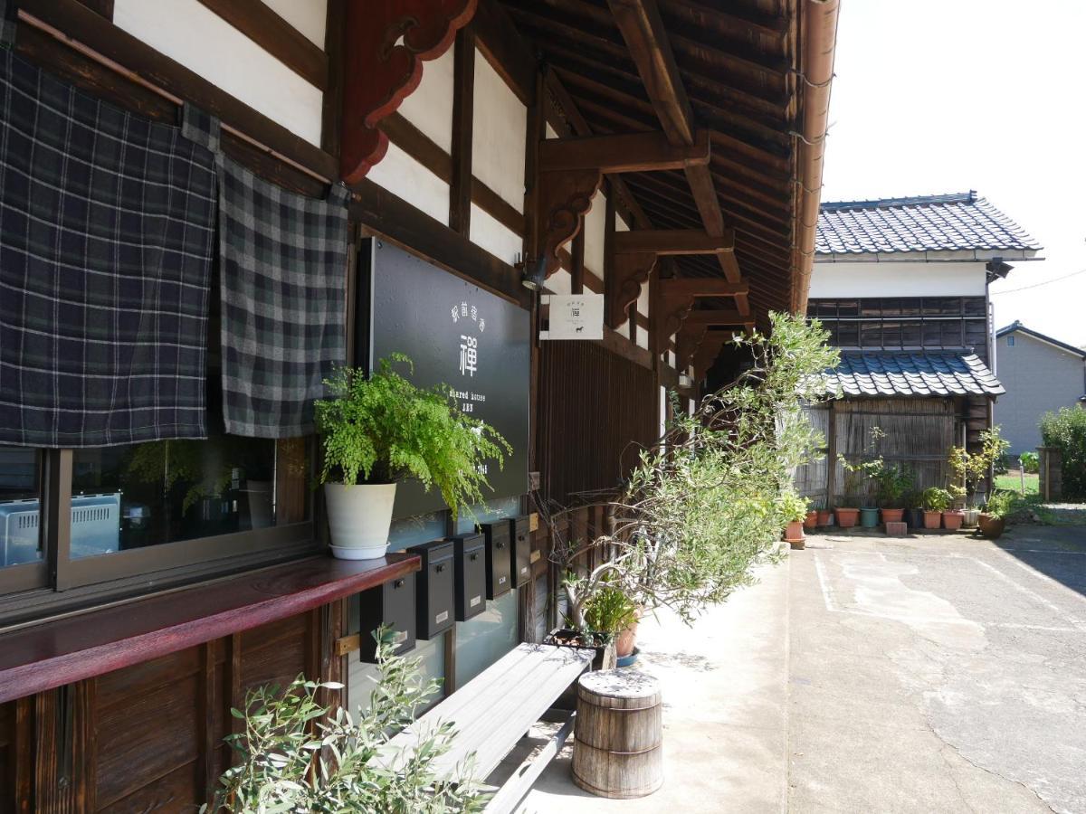 駅前宿舎 禪 Shared House Zen Eiheiji Kültér fotó