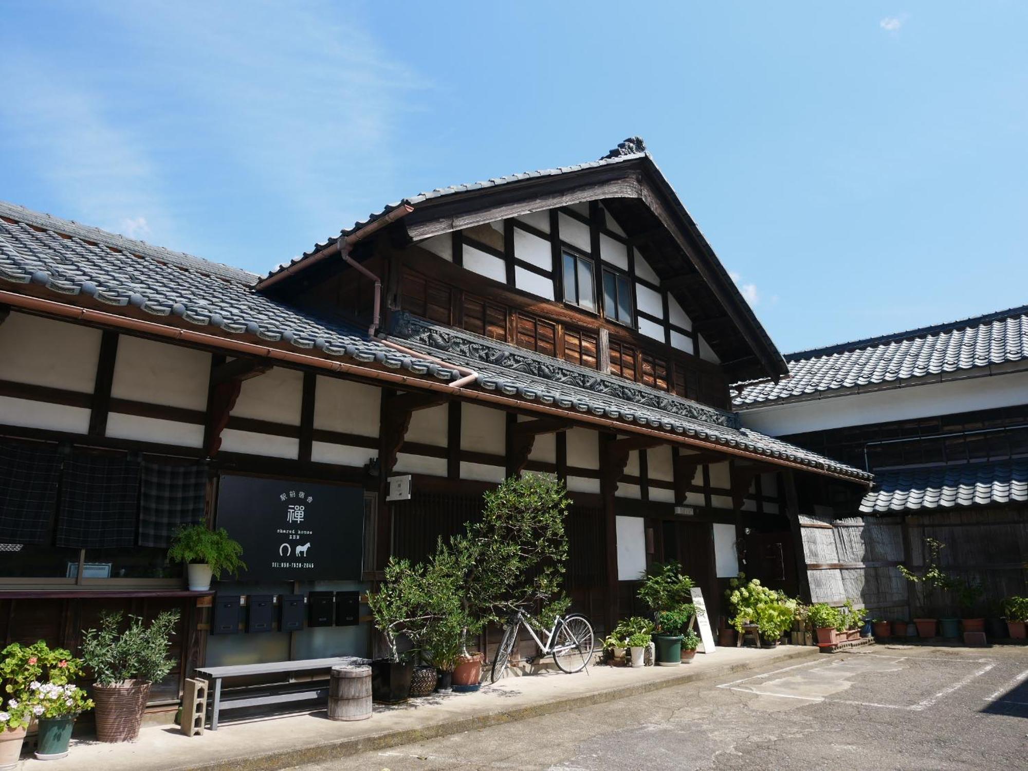 駅前宿舎 禪 Shared House Zen Eiheiji Kültér fotó